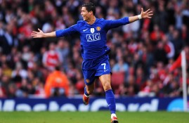 电子竞技博彩平台-苏炳添复出首秀出彩，金州勇士主场险胜丹佛掘金，豪取14连胜